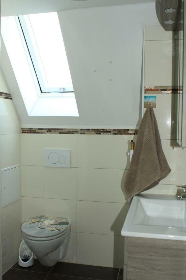 Schoene Zeit 2 Rooms Apartment With Kitchen FDH Esterno foto